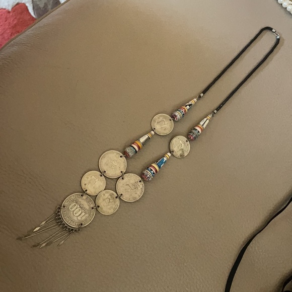 Vintage artisan Peruvian coin necklace - Picture 3 of 3